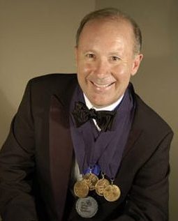 photo-of-steve-murphree-with-aacd-medals